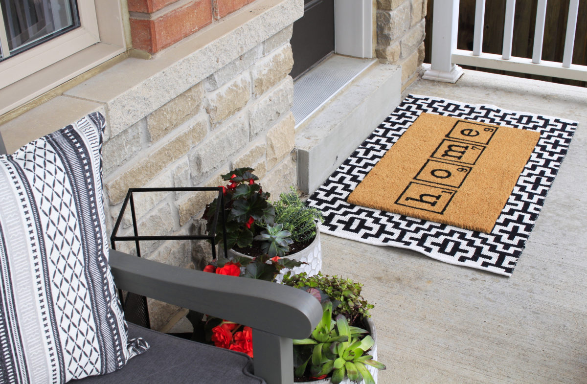 A Stunning Yet Simple Porch Makeover